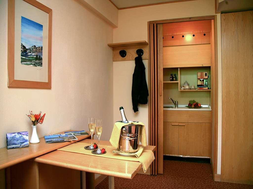 Hotel Les Jumeaux Courmayeur Amenities foto