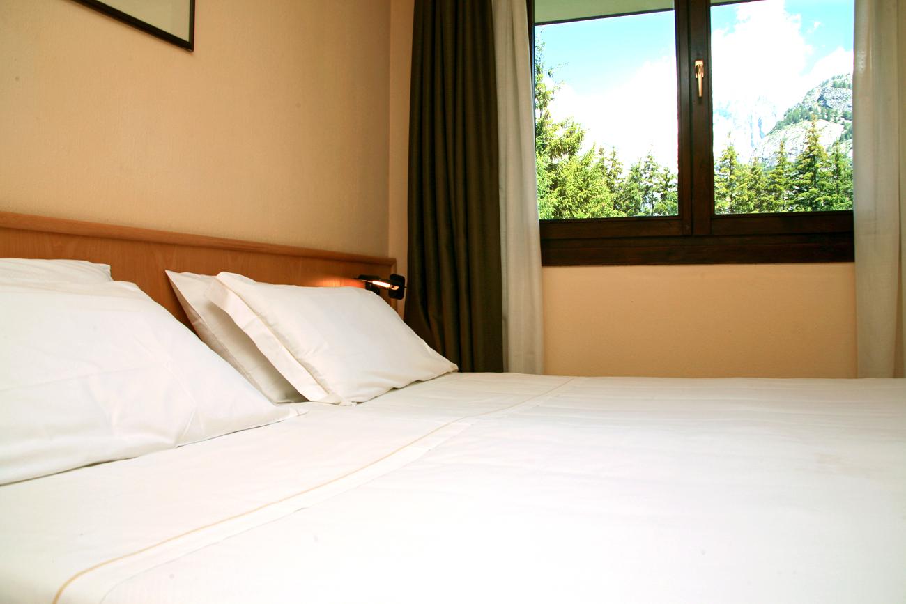Hotel Les Jumeaux Courmayeur Esterno foto