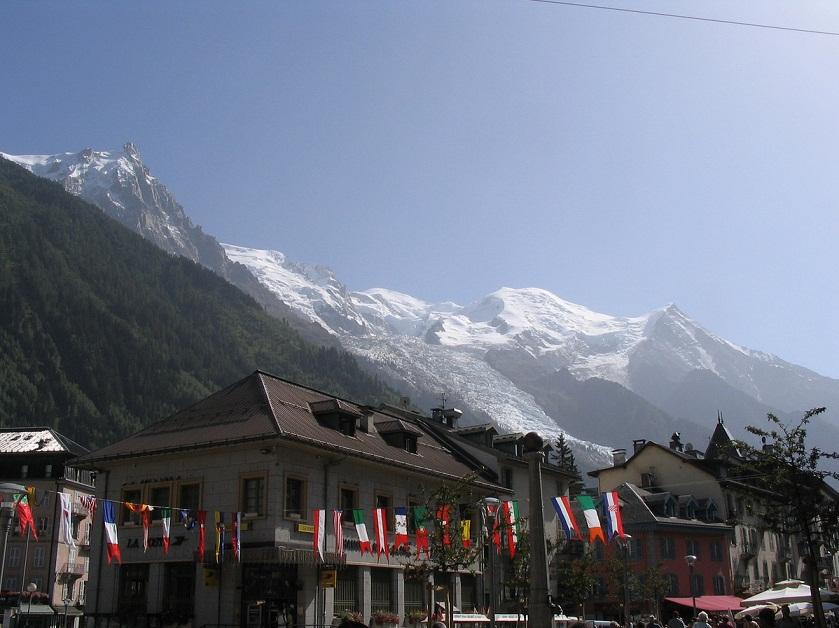 Hotel Les Jumeaux Courmayeur Esterno foto