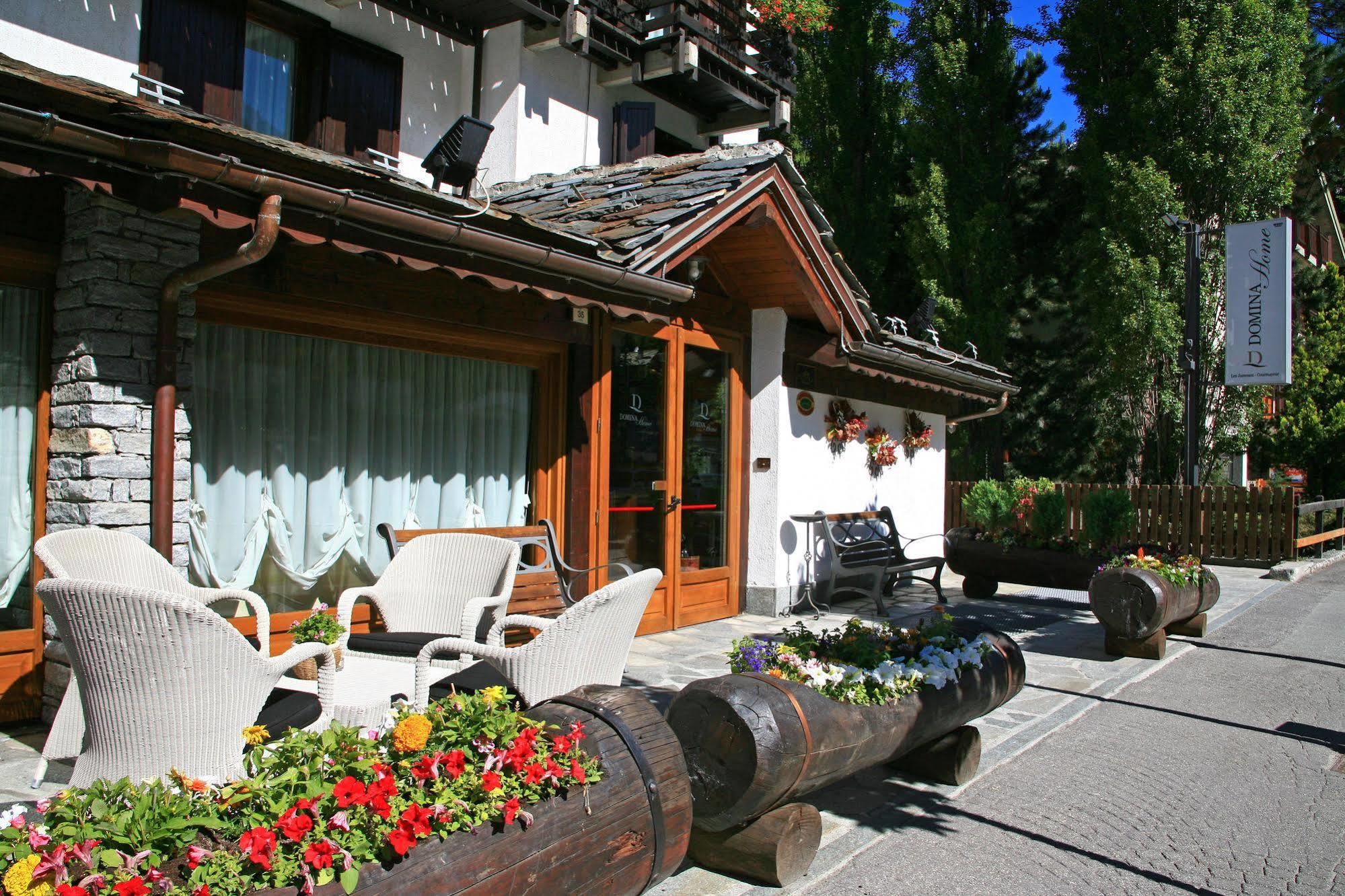 Hotel Les Jumeaux Courmayeur Esterno foto
